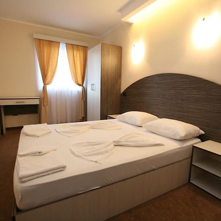 Vilaelenamarko Будва Экстерьер фото